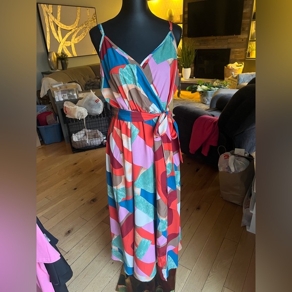 Colorful Geometric Patterned Dress - Picture 2 of 4
